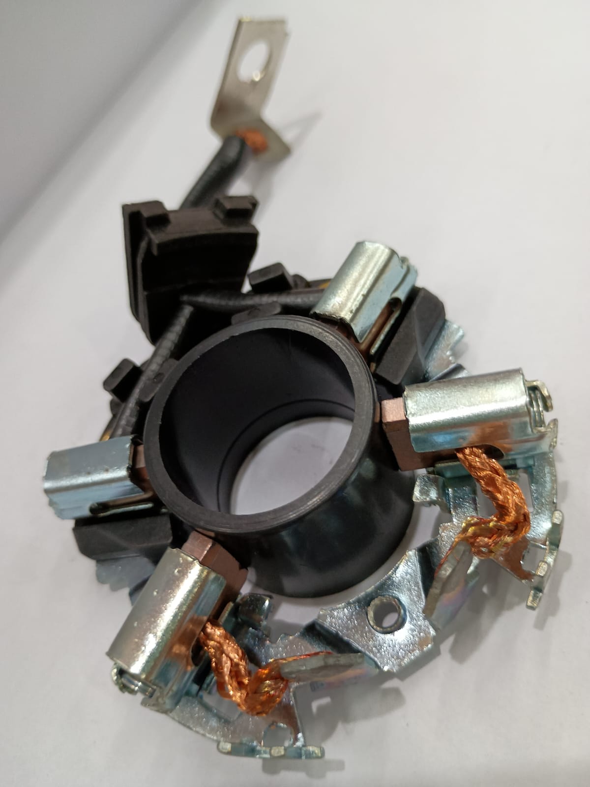 PORTA ESCOVASP/ MOTOR DE ARRANQUE A-118-12V BOSCH GM FIAT VW