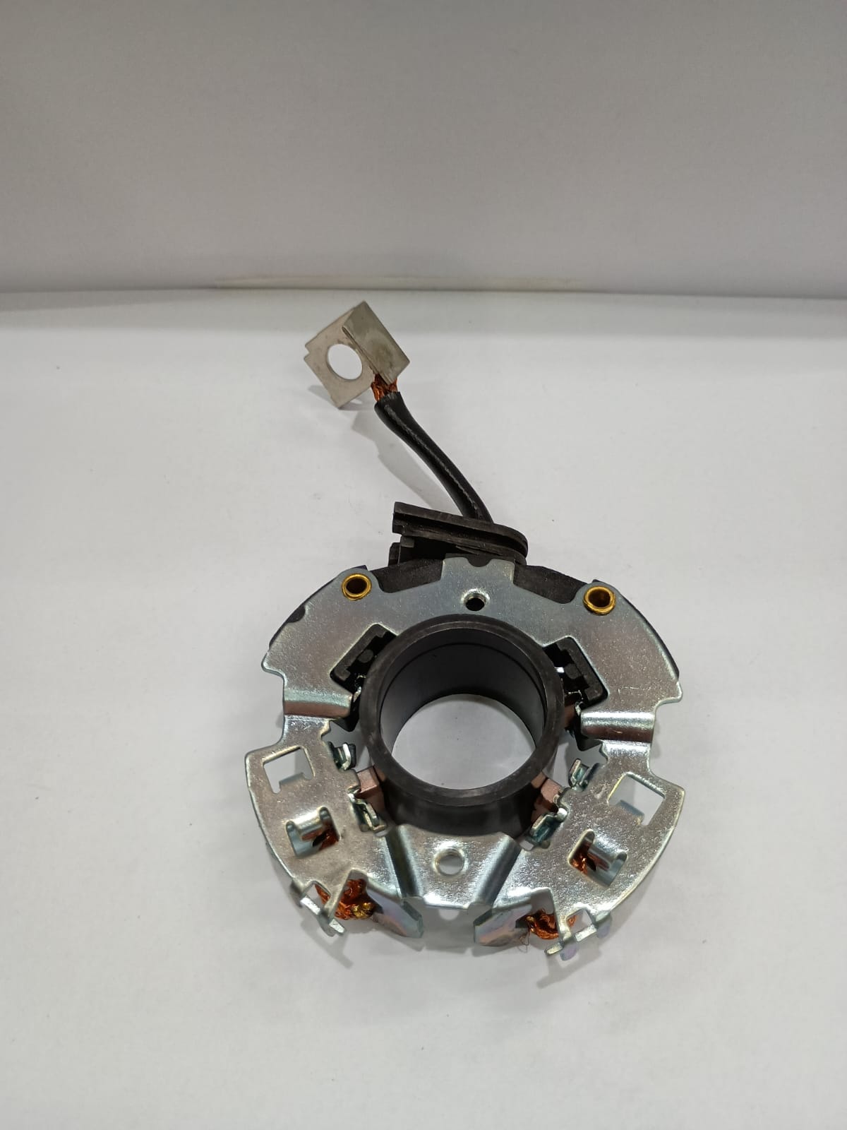 PORTA ESCOVASP/ MOTOR DE ARRANQUE A-118-12V BOSCH GM FIAT VW - Imagem 2