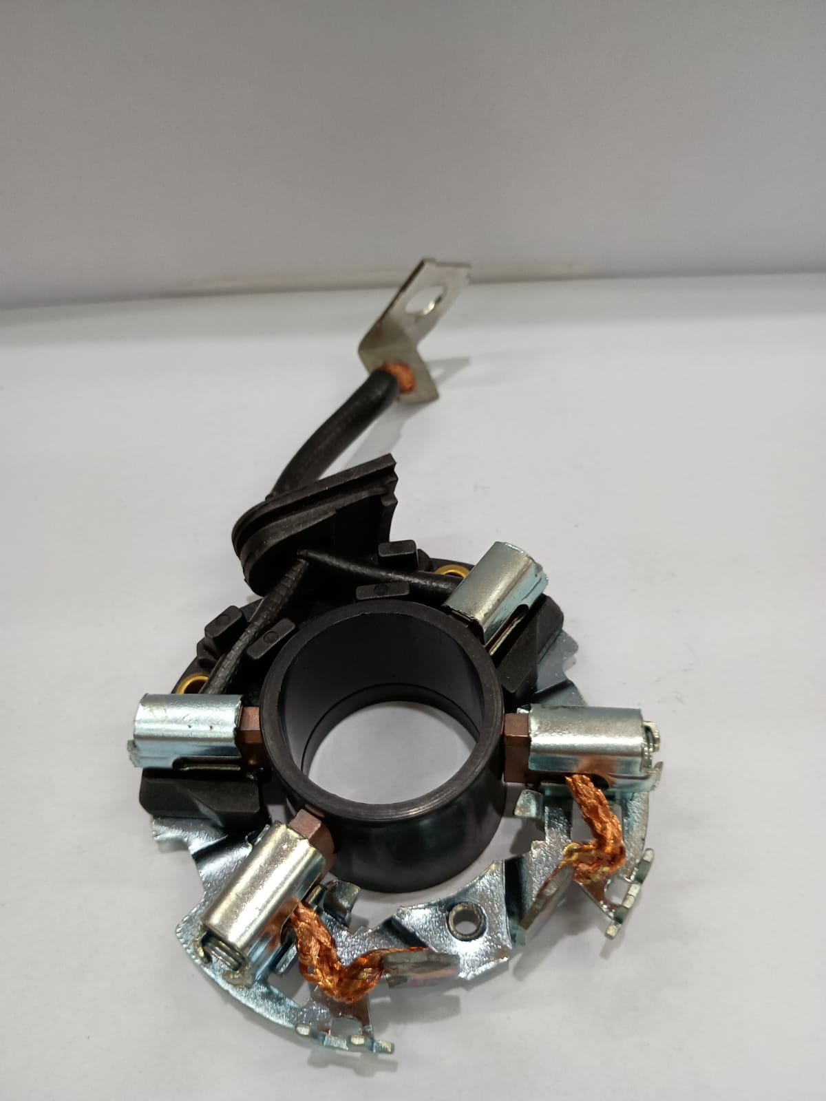 PORTA ESCOVASP/ MOTOR DE ARRANQUE A-118-12V BOSCH GM FIAT VW - Imagem 3