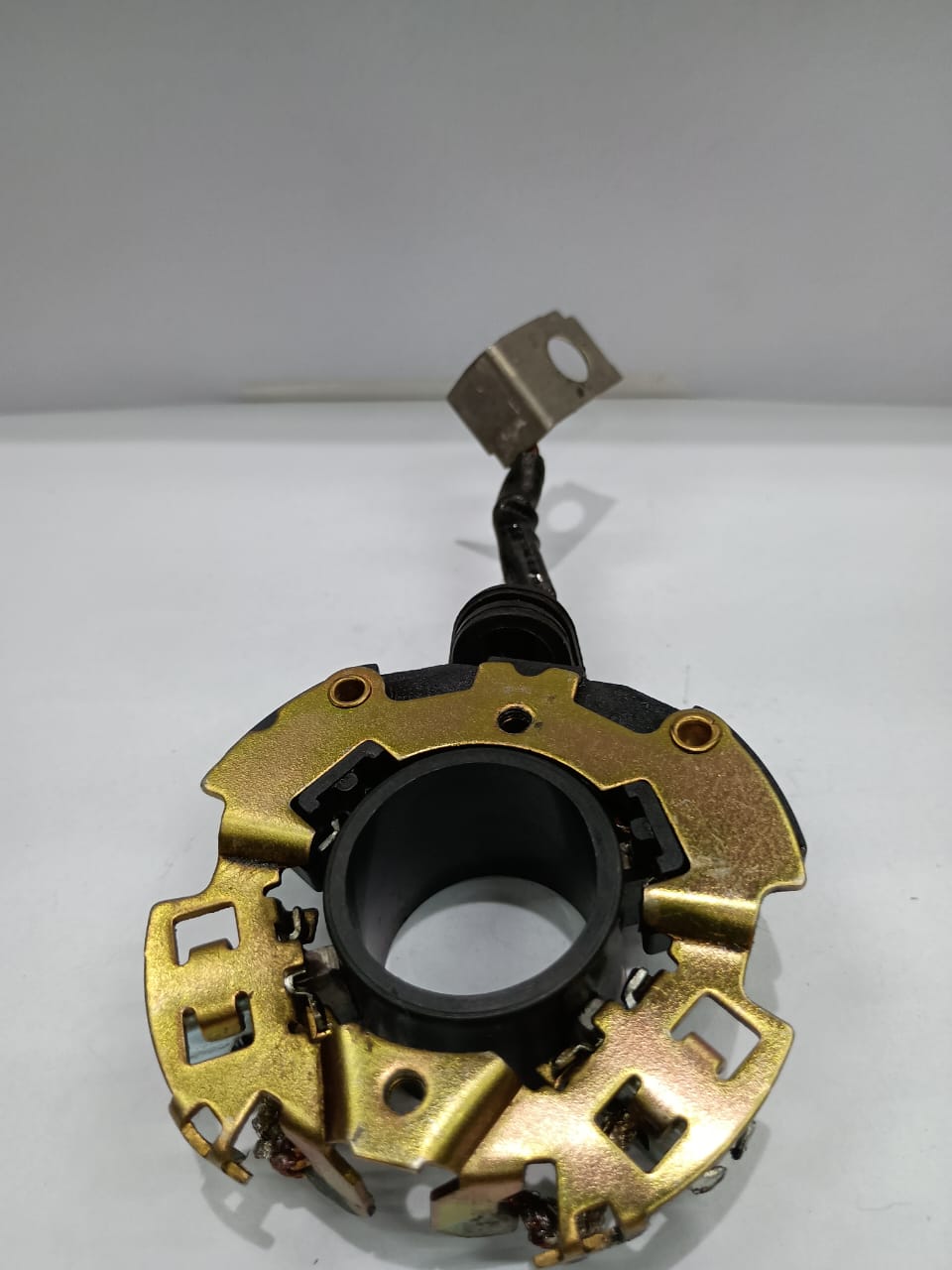 PE732-12V Porta Escova da Partida Bosch Santana Tempra 12V - Imagem 3