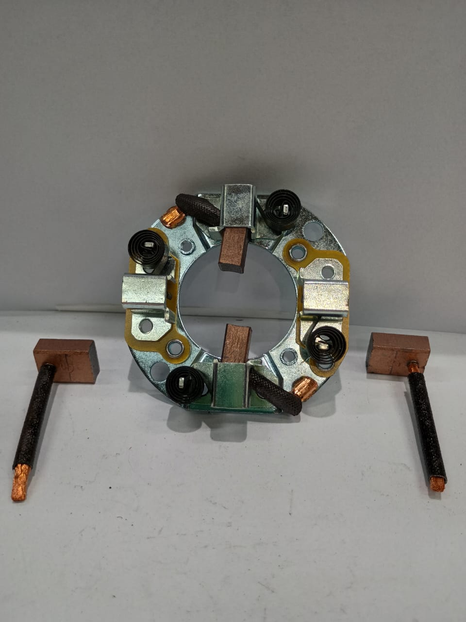 Porta Escova Motor Partida Ik1304 STRADA TIPO SIENA PALIO - Imagem 2