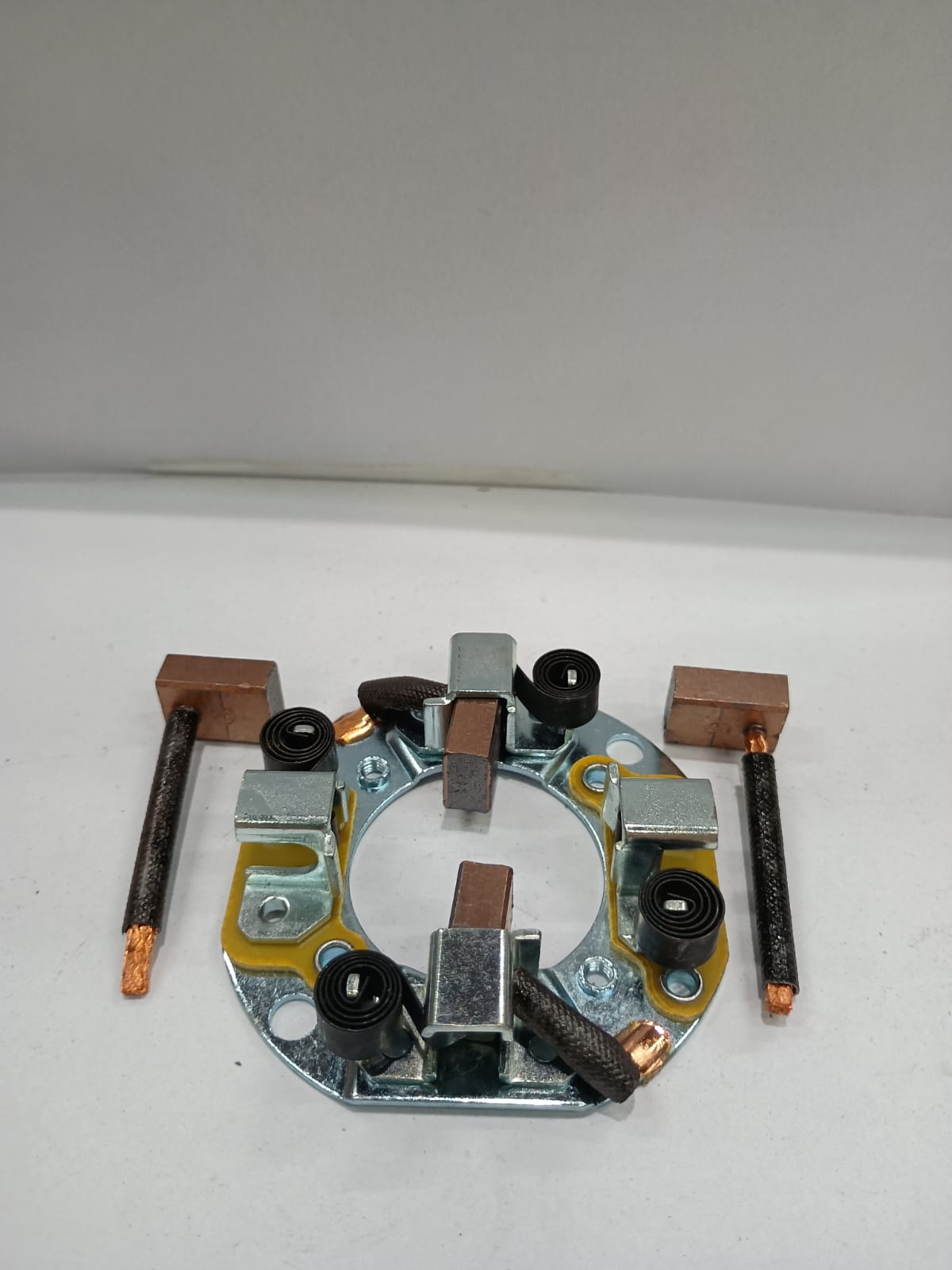 Porta Escova Motor Partida Ik1304 STRADA TIPO SIENA PALIO